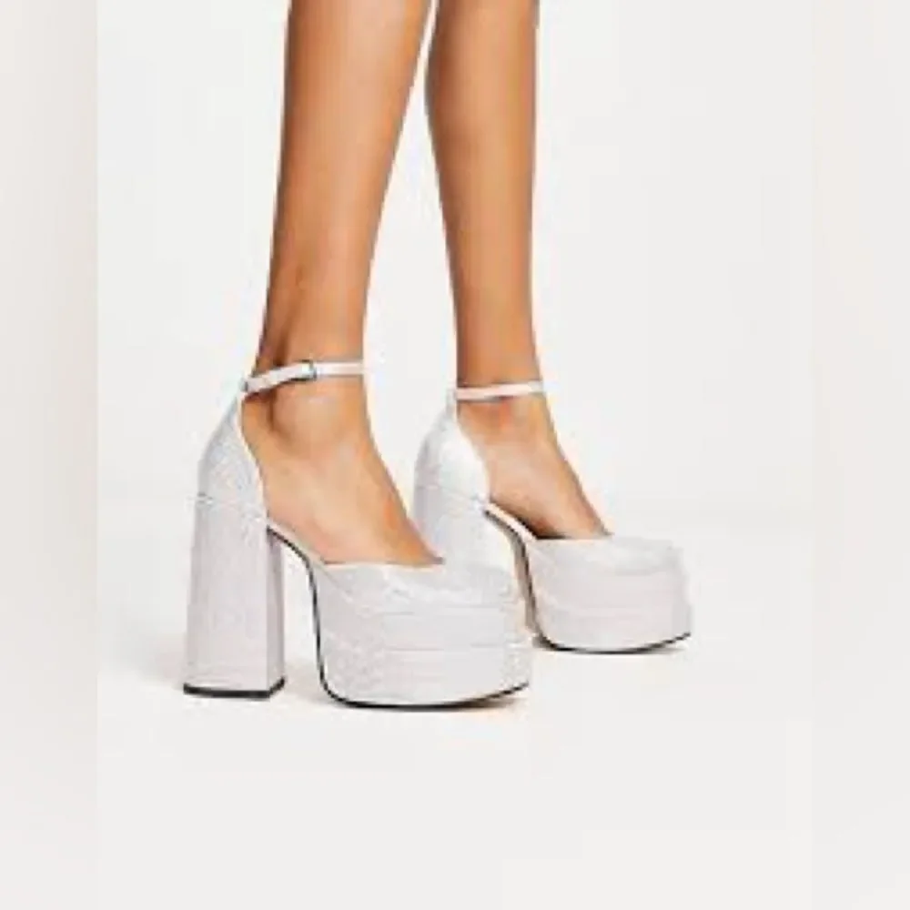 Steve Madden steve madden